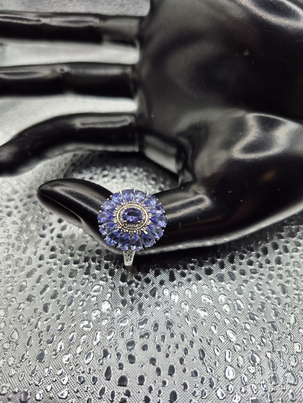 Elegant Tanzanite Celestial Design Ring